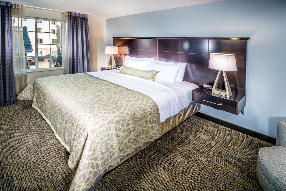 Staybridge Suites Corona South By Ihg מראה חיצוני תמונה