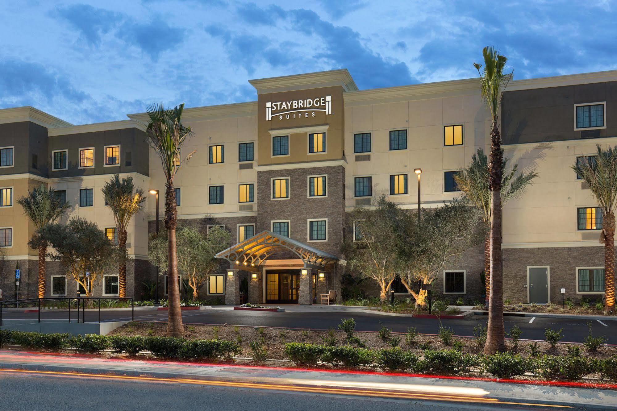 Staybridge Suites Corona South By Ihg מראה חיצוני תמונה