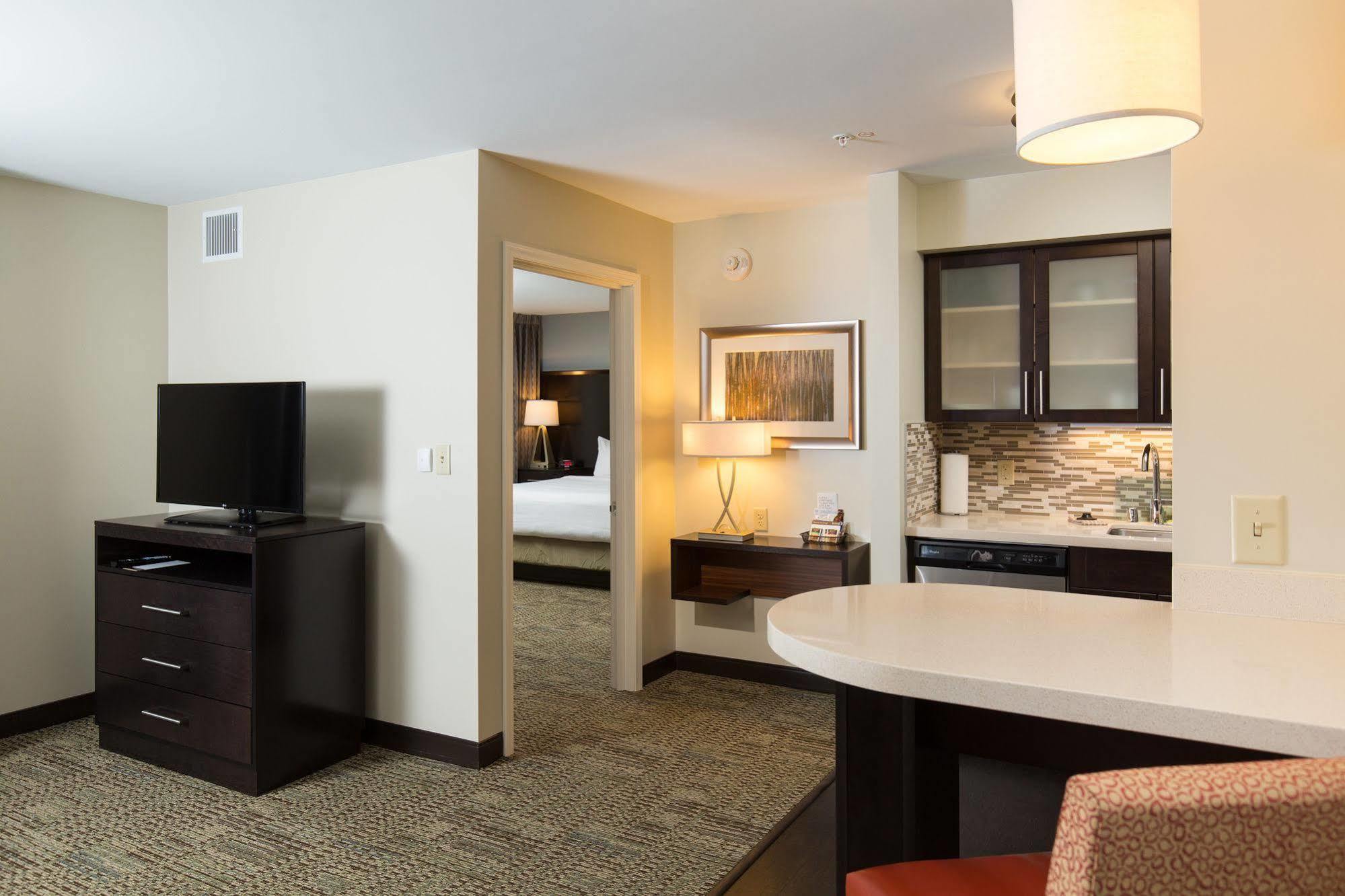 Staybridge Suites Corona South By Ihg מראה חיצוני תמונה
