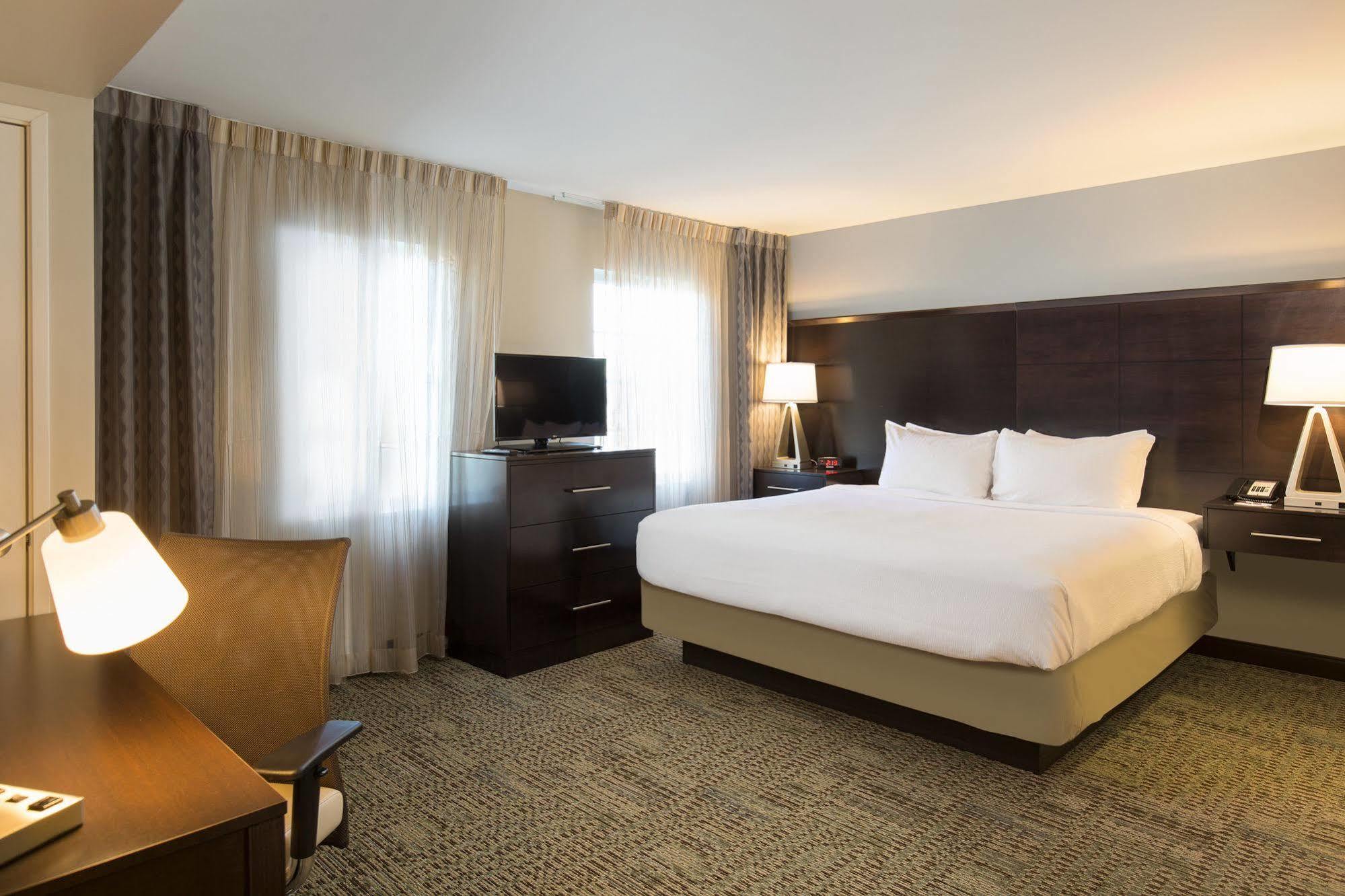 Staybridge Suites Corona South By Ihg מראה חיצוני תמונה