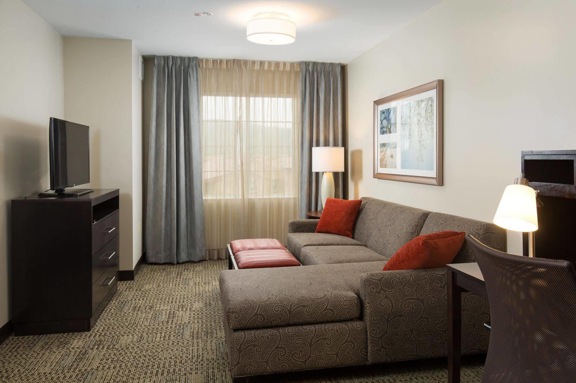 Staybridge Suites Corona South By Ihg מראה חיצוני תמונה